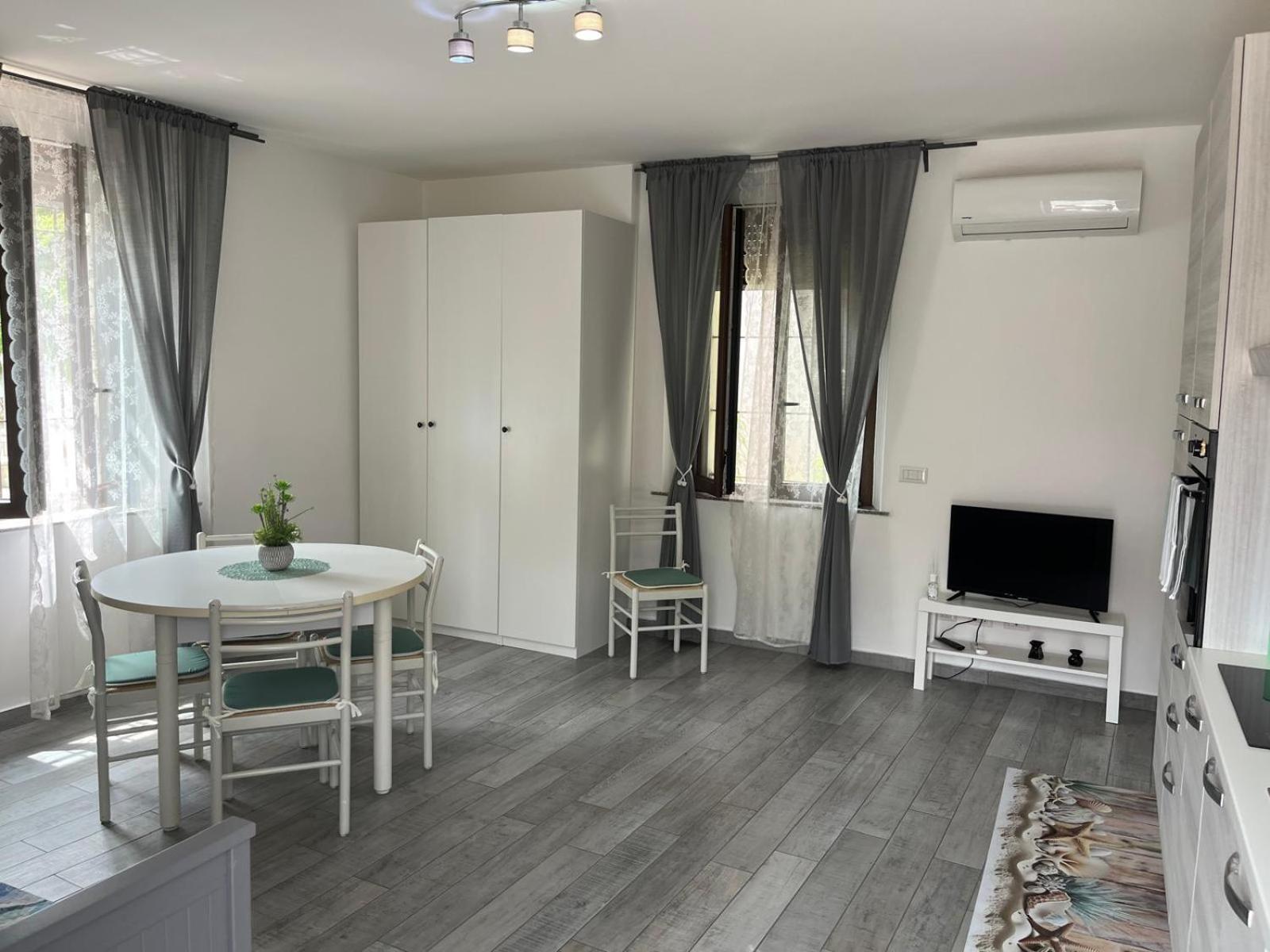 레냐노 Nicole House 아파트 외부 사진